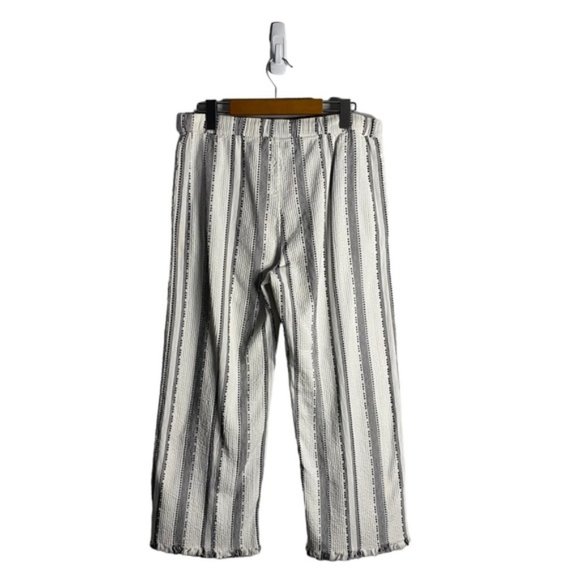 Ellis & Dewey Women's Black and White Striped Frayed Hem Pants - Picture 7 of 7